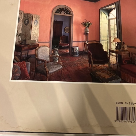 “COLOR in Decoration” 10 x 10 reference & coffee table book Little Brown & Co. - Picture 5 of 6